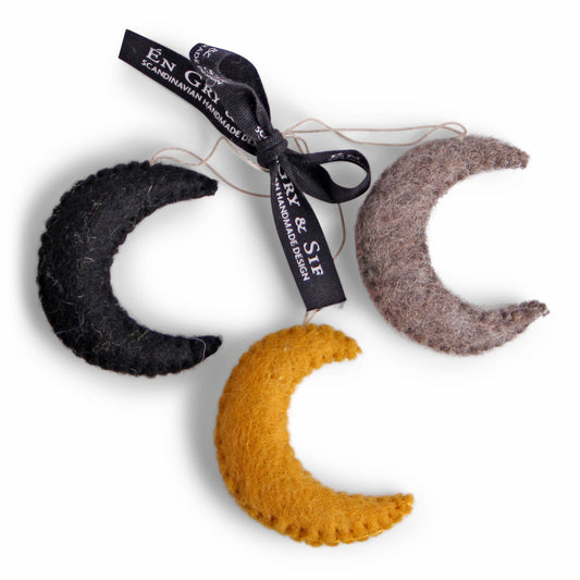 Halloween Moons Set